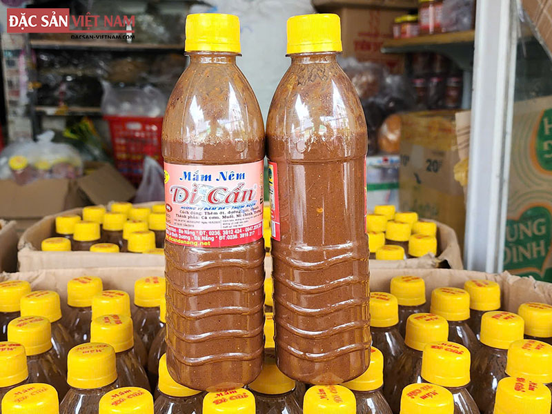 Hai chai mắm nêm Dì Cẩn nắp vàng chính gốc